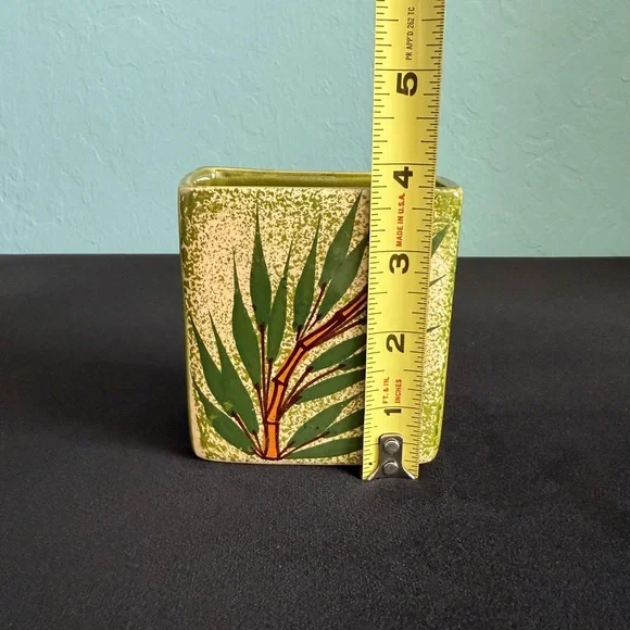 Ecuadorean Ceramic Utensil Holder - Picture 9 of 9